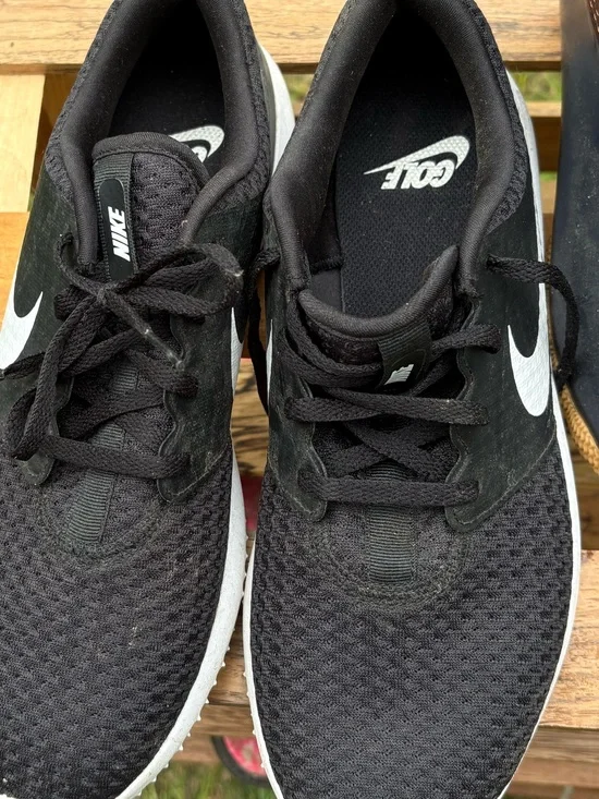 Nike Black and White Mesh Golf Shoes