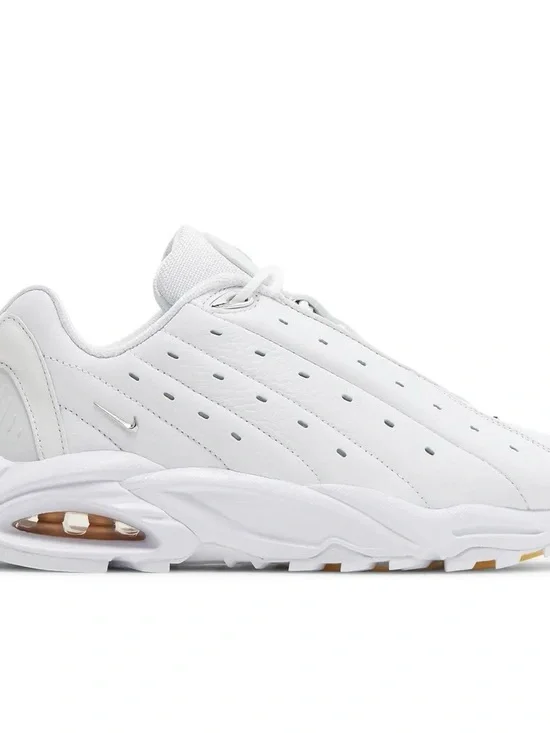 Nike Men’s White Leather Sneaker with Visible Air Unit