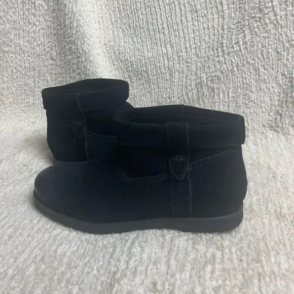 UGG Josefene Cuff leather Black suede ankle boots 1130525 SZ8