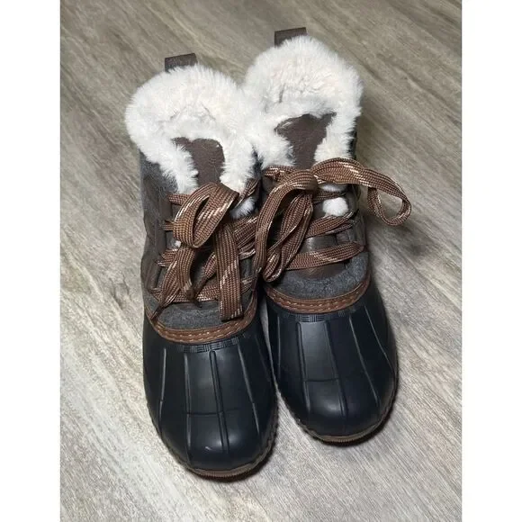 Boots Maurice's fur lined winter rainboots NWOT‎ SIZE 6