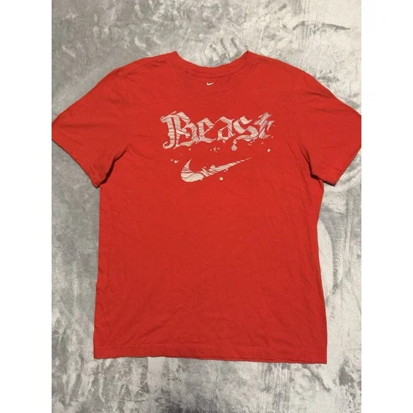 Nike T Shirt Mens Medium Red BEAST Swoosh Graphic Athletic Fit Dri-FIT