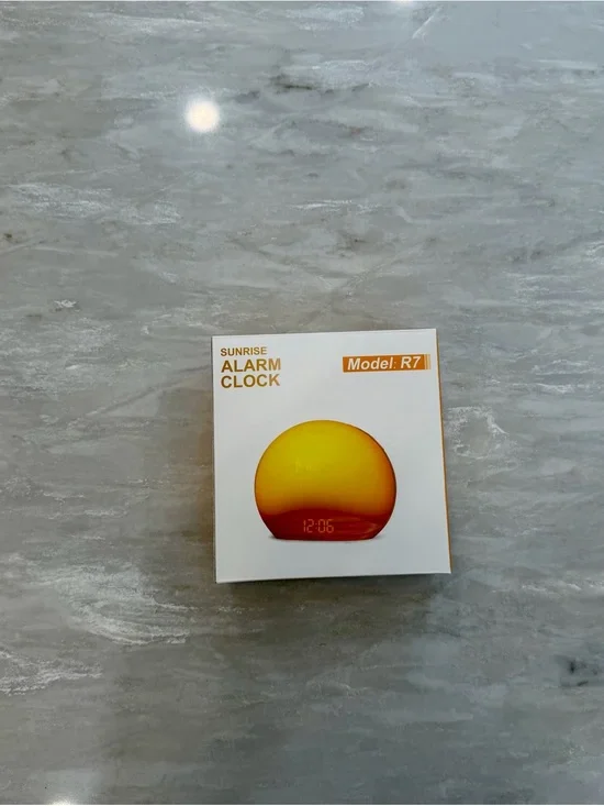 Sunrise Alarm Clock R7 — Yellow Wake Light