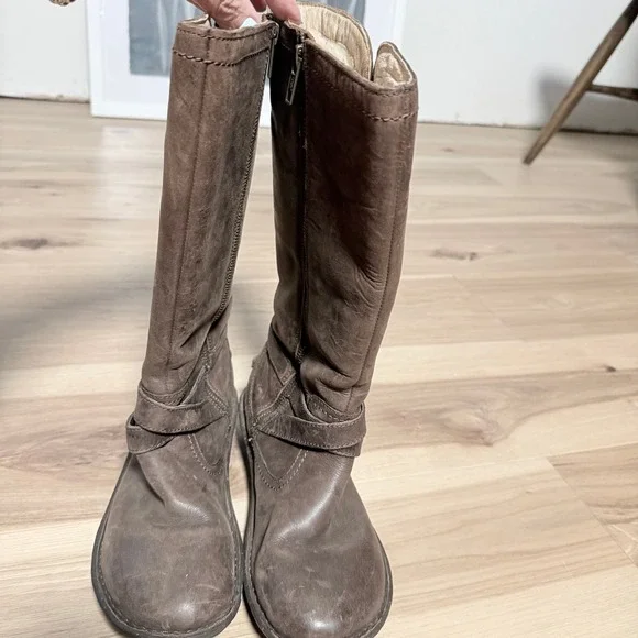 UGG Rosen Riding Boots Women 8 Brown Leather Tall Shearling Lined 1005450