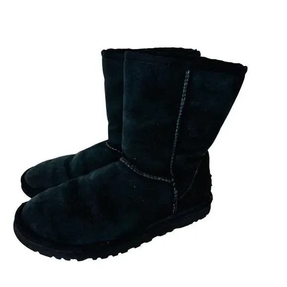 UGG Classic Short II‎ Winter Boots Sheepskin Suede Pull On Green Womens Size 6