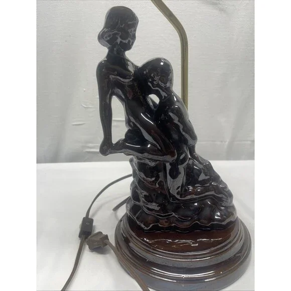 Vintage 1970s Art Deco Table Lamp Couple Embracing Brown 15.5