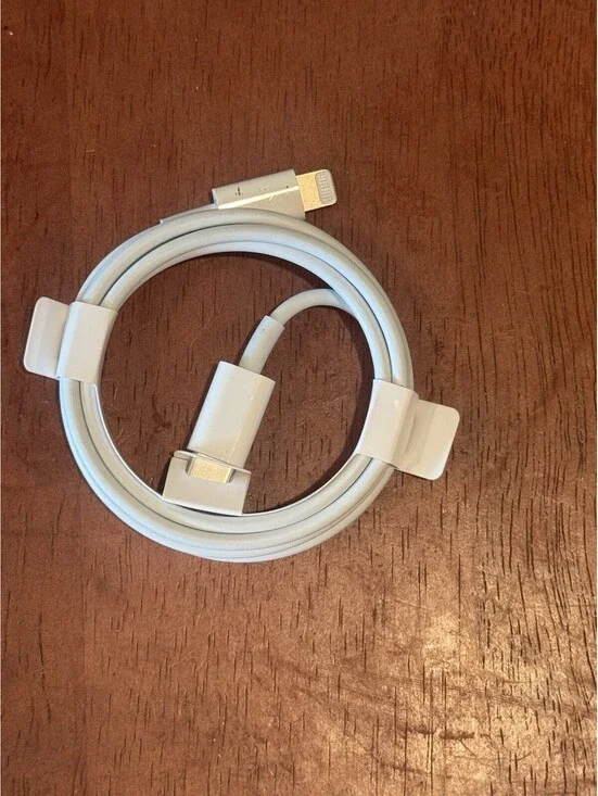 Apple 3ft (1m)Lightning to USB Cable - White