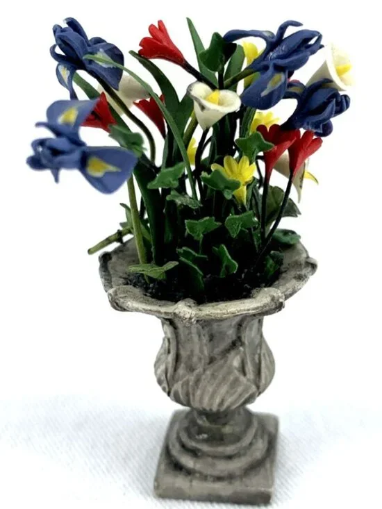 Dollhouse Miniature Floral Arrangement Iris Lily 2.75