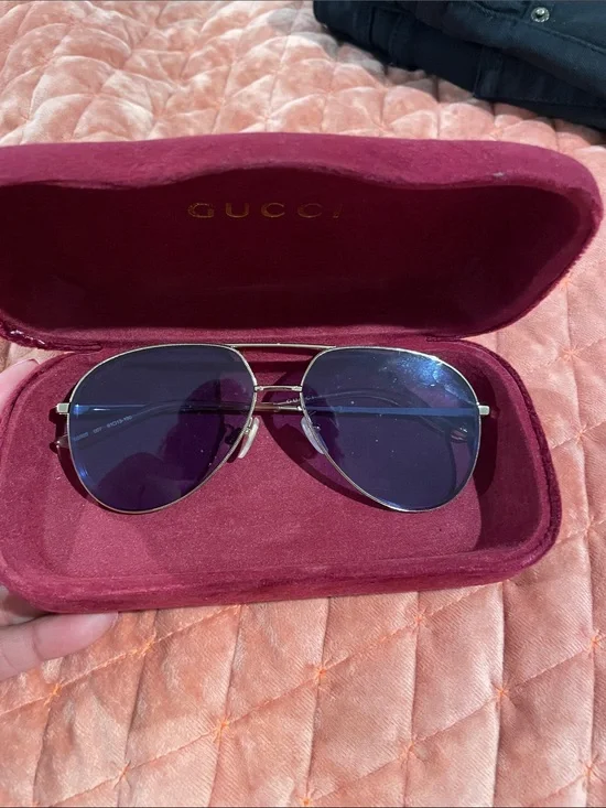 Gucci Gold‎ Frame Sunglasses with blue   Lenses