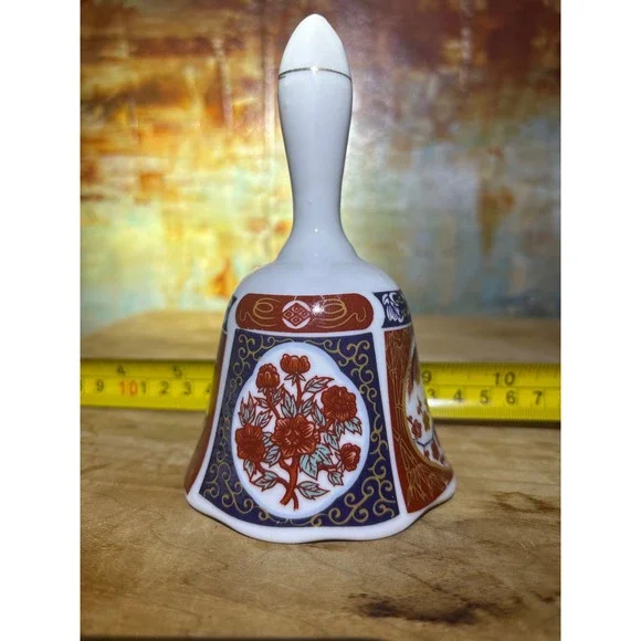 Vintage Imari Style Porcelain Bell Floral Gold‎ Trim Asian Decor Taiwan 4 Inch