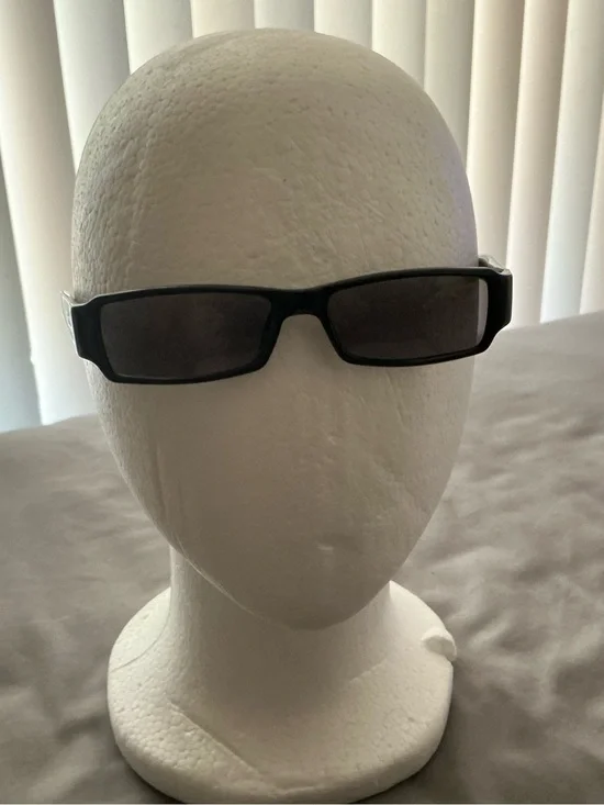 Vintage super slim rectangular Gucci sunglasses