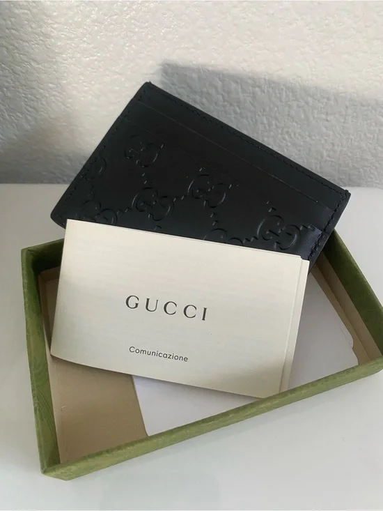Gucci Black Embossed Logo Leather Card Case BRAND NEW