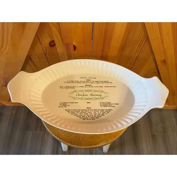 Vintage Chicken Mornay ceramic recipe pan (7102)