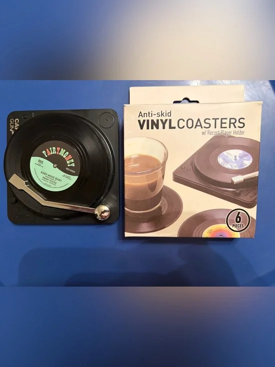Retro Vinyl Record Player 6 Piece Coaster Set