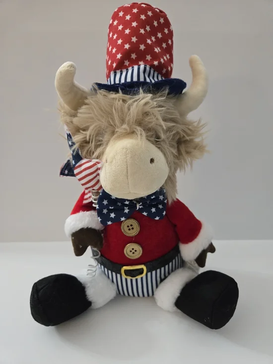 Americana Highland Cow Shelf Sitter 11