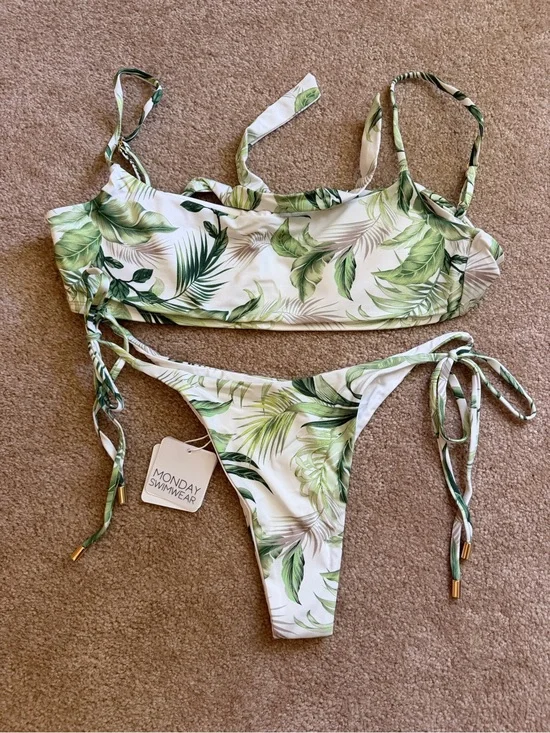 Monday Swimwear Palm Bikini set