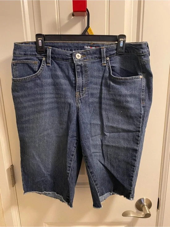 Style Co Jeans Shorts 14W Bermuda Blue Stretch Denim Cut Off Raw Hem