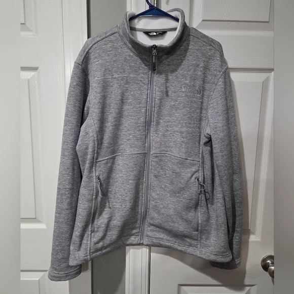 The North Face Light Grey Knit Jacket Large