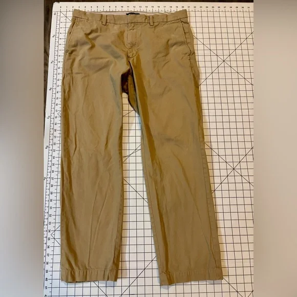 Banana Republic Men’s Size 36/32 Tan Emerson Chinos Classic‎ Cotton Twill