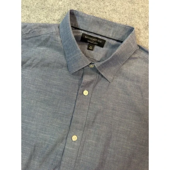 Banana Republic Mens XL Non-Iron Slim Fit Dress Shirt Blue Long Sleeve Button Up