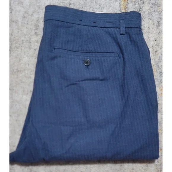Banana Republic Men's Blue Pinstripe Cotton Stretch FF Chinos Size 35 X 31