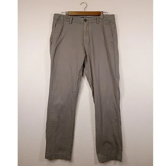 Business Casual Banana Republic Mens 35x32 Gray Aiden Slim Fit Chino Pants
