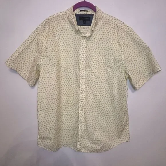 Banana Republic EUC white/yellow floral short sleeve button down shirt Size XL