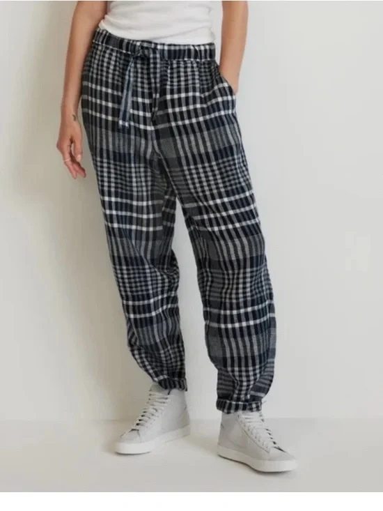 Everlane linen barrel pull on pant blue plaid