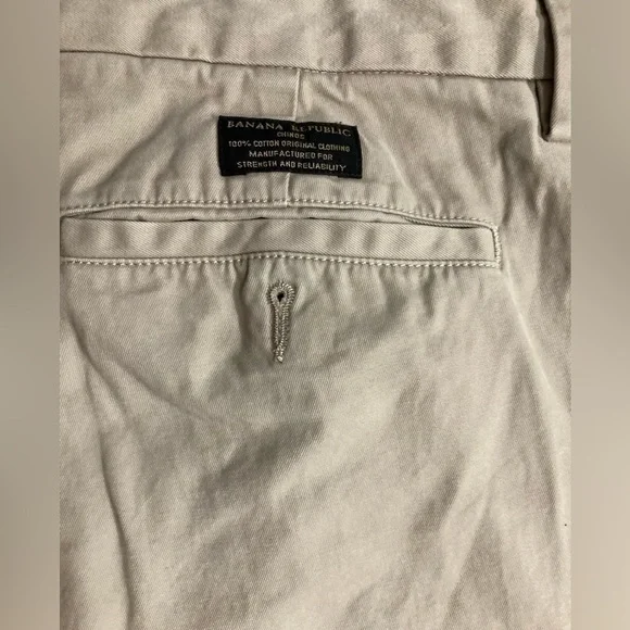 Banana Republic Men’s Gavin Chino‎ Pants 35/32