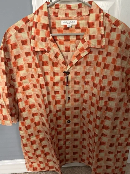 Banana Republic Orange and Cream Checked Short Sleeve Button-Up Shirt