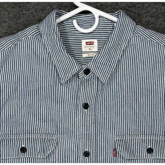 Levis Shirt Men's XL Blue White Hickory Stripe Railroad Relaxed Button up