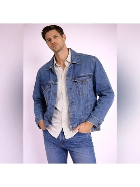 Levi Strauss & Co. Classic Denim Jacket – Size XL
