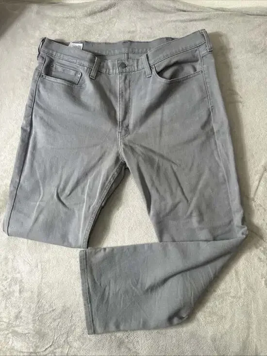 Levi’s 514 Jeans Men 38x30 Gray Straight Leg Denim Classic Fit