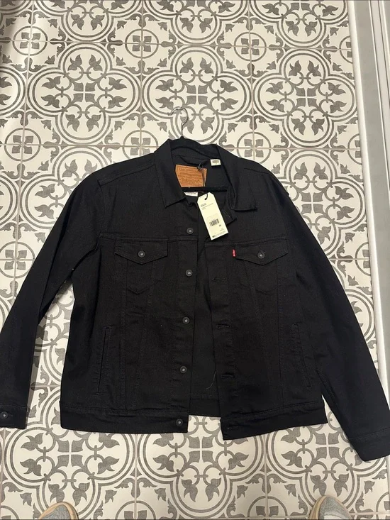 Levi's Black Men's Denim Jacket - Classic Trucker Style