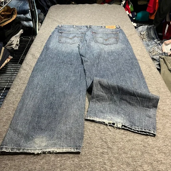 Levis 569 Loose Straight Leg Jeans Blue Denim Mens 38x32 Distressed 00569-0162