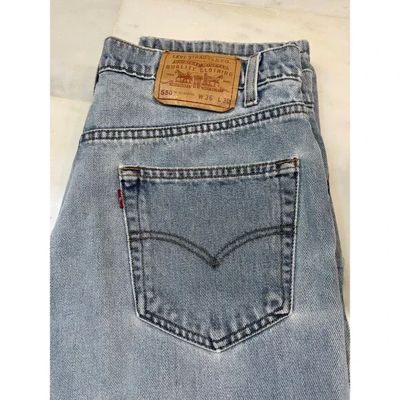 MEN'S VINTAGE (90's) LEVI'S 550 Red Tab, 36