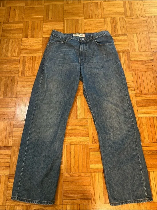Levi's 569 Loose Straight Relaxed Fit Jeans - Medium Blue Wash size 33x32