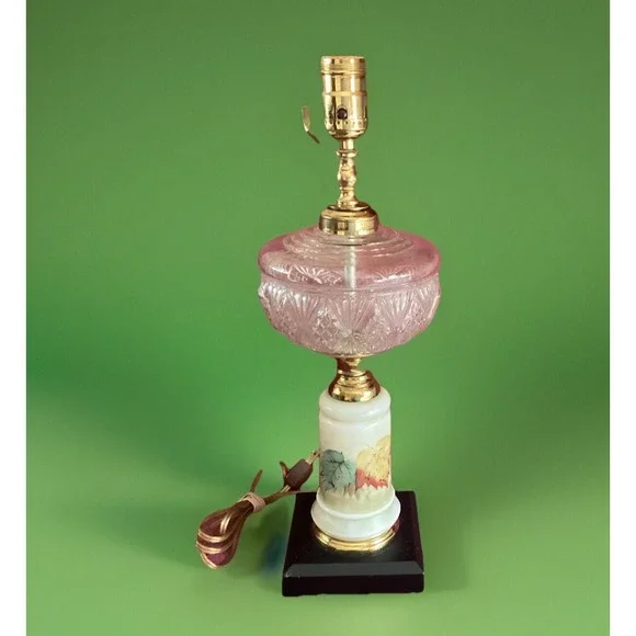 Lamp‎ Vtg Ceramic Leaf Pattern Black Base 17