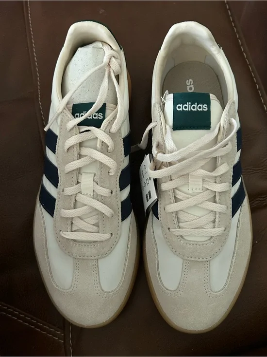 adidas Men’s Cream and Navy Retro Running Sneakers