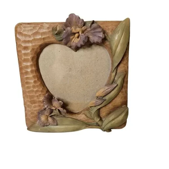 Russ vintage resin floral picture frame, grannycore, feminine.
