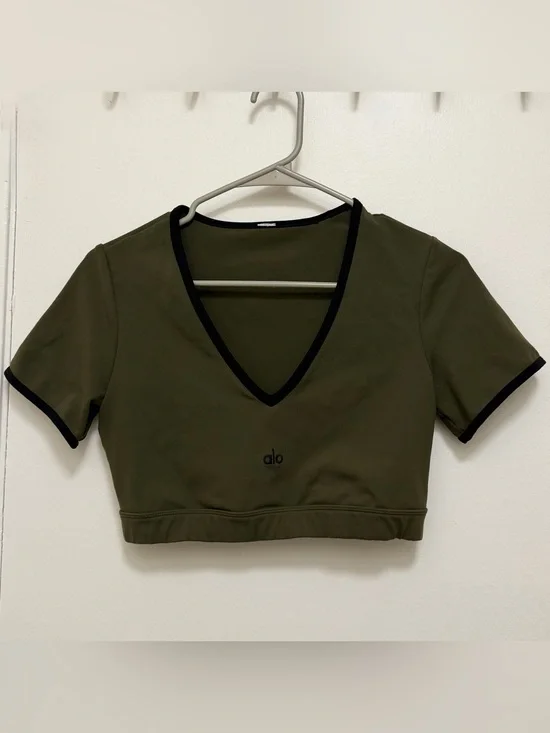 ALO Olive Green V-Neck Cropped Top