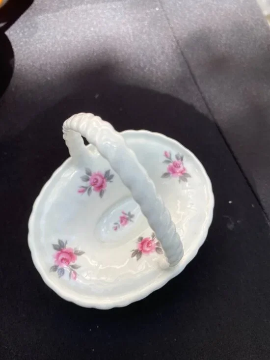Vintage Gainsborough Bone China Basket Dish Pink Roses Twisted Handle H976 Made