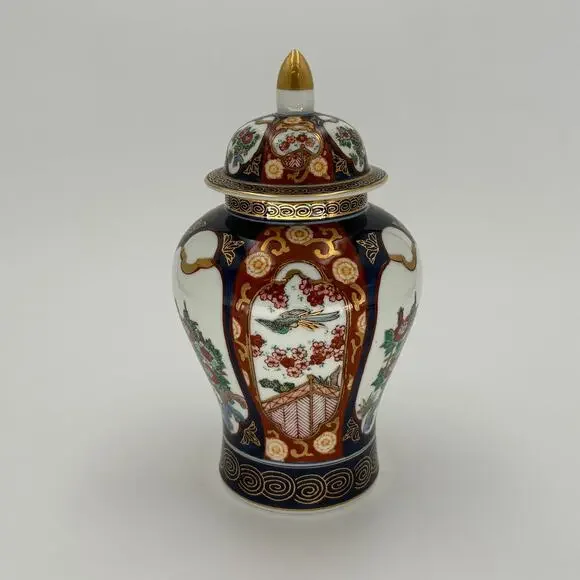 Vintage Large Gold Imari Porcelain Ginger Jar Lidded Temple Vase Japan 10