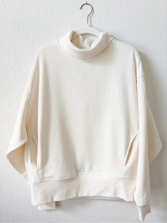 Alo Yoga Hazy Mock Neck Ivory Size XS Oversized Neutral Athleisure Comfy