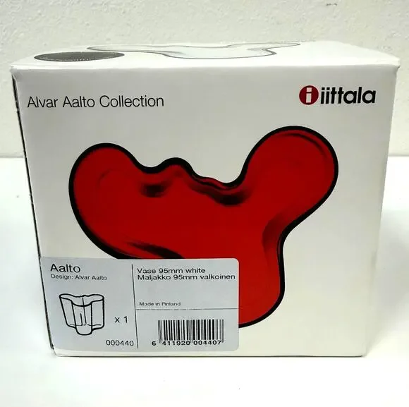 Littala Alvar Aalto Collection White Glass Savoy Modern Decor Vase Finland 3.7