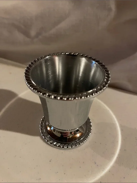 Silver Decorative Beaded Metal toothpick holder