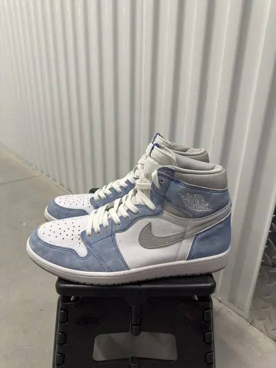 Nike Air Jordan 1 Hyper Royal Light 2021 Size 12 Men's - 555088-402 Retro OG