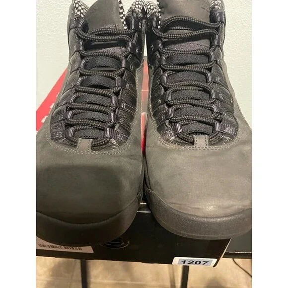 Jordan 10 CDP size 9.5 Men's Shoes Used 310805 061