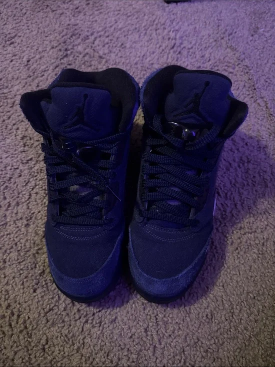 Jordan Men's Deep Navy High-Top Sneakers. Size:6