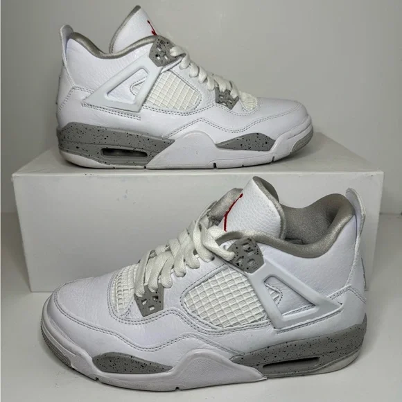 Jordan Men's Athletic Shoes White Gray with Red Jumpman