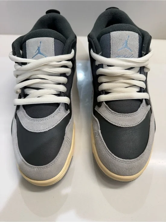 Jordan Retro Low Top Sneakers - Gray/Black/White